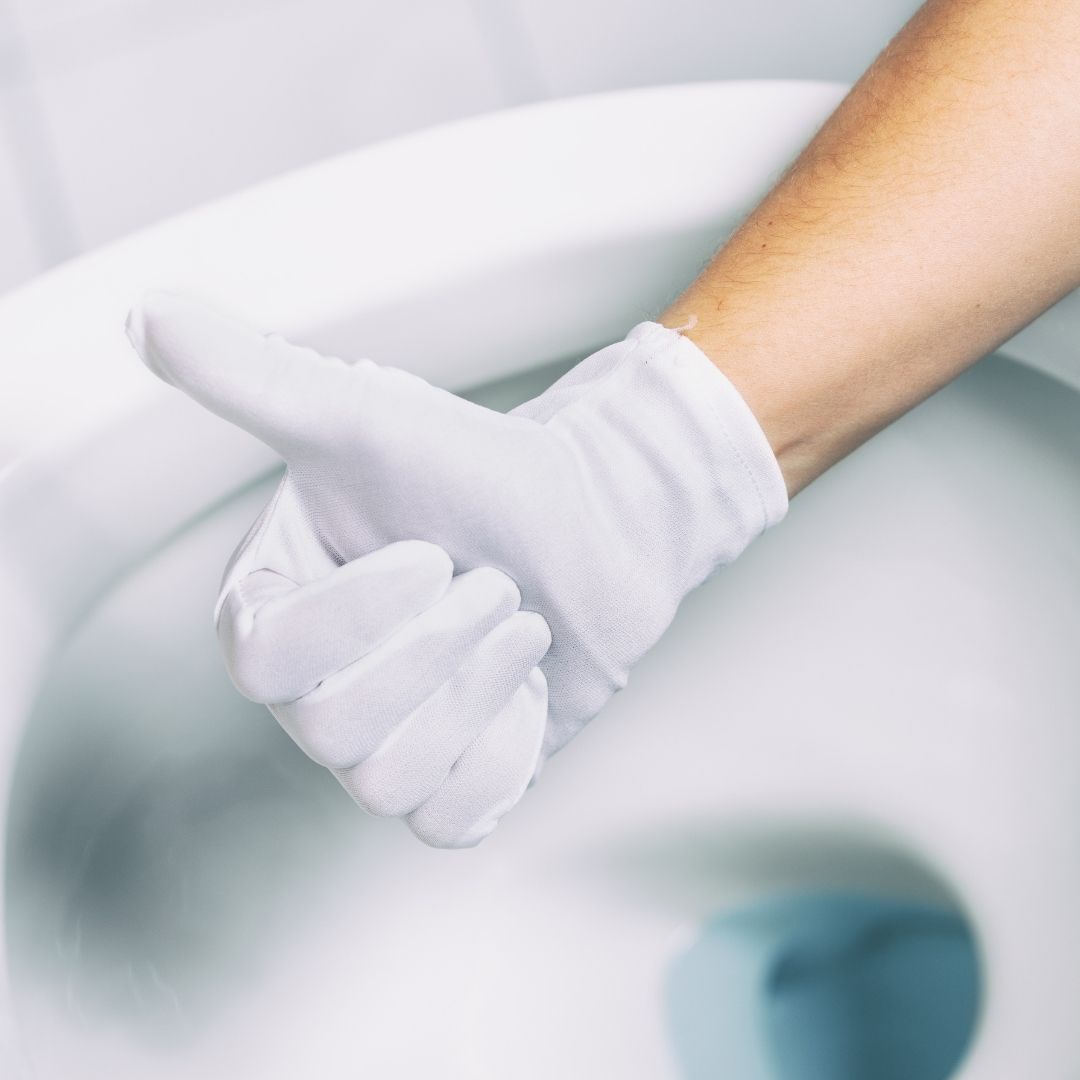 Clean toilet